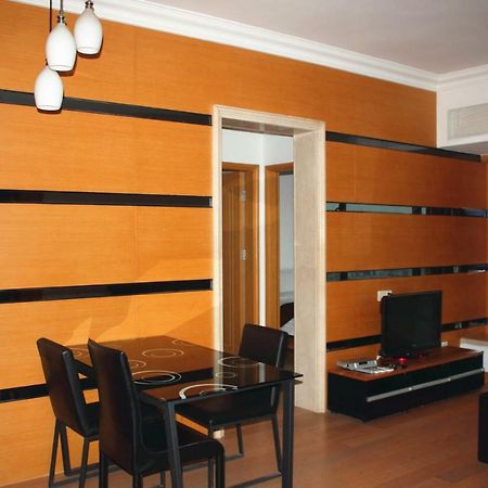 She & He Service Apartment Huifeng Гуанчжоу Экстерьер фото