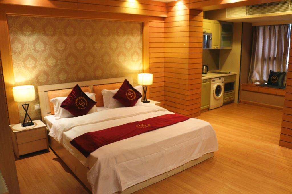 She & He Service Apartment Huifeng Гуанчжоу Экстерьер фото