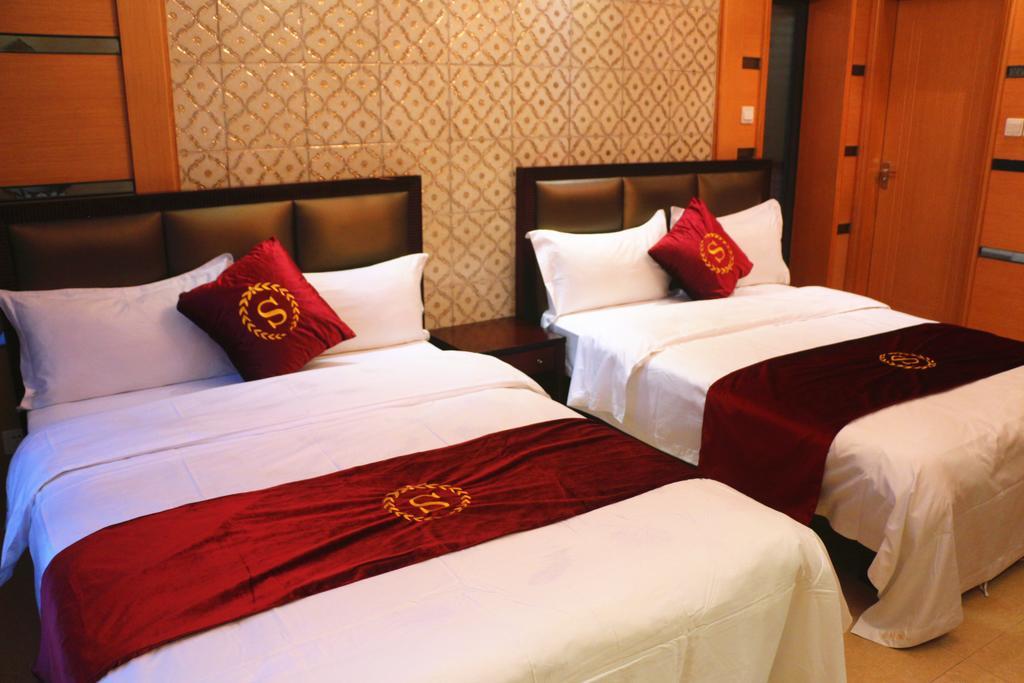 She & He Service Apartment Huifeng Гуанчжоу Экстерьер фото