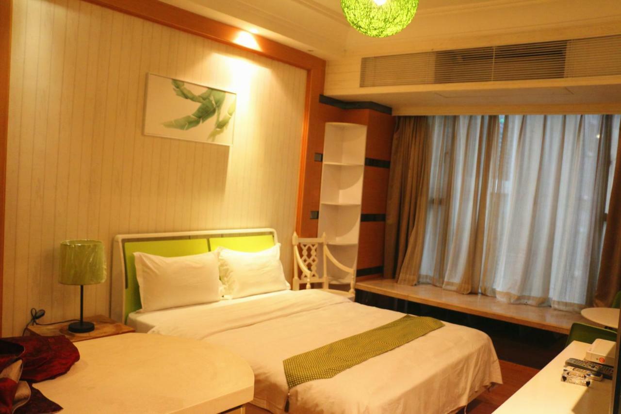 She & He Service Apartment Huifeng Гуанчжоу Экстерьер фото